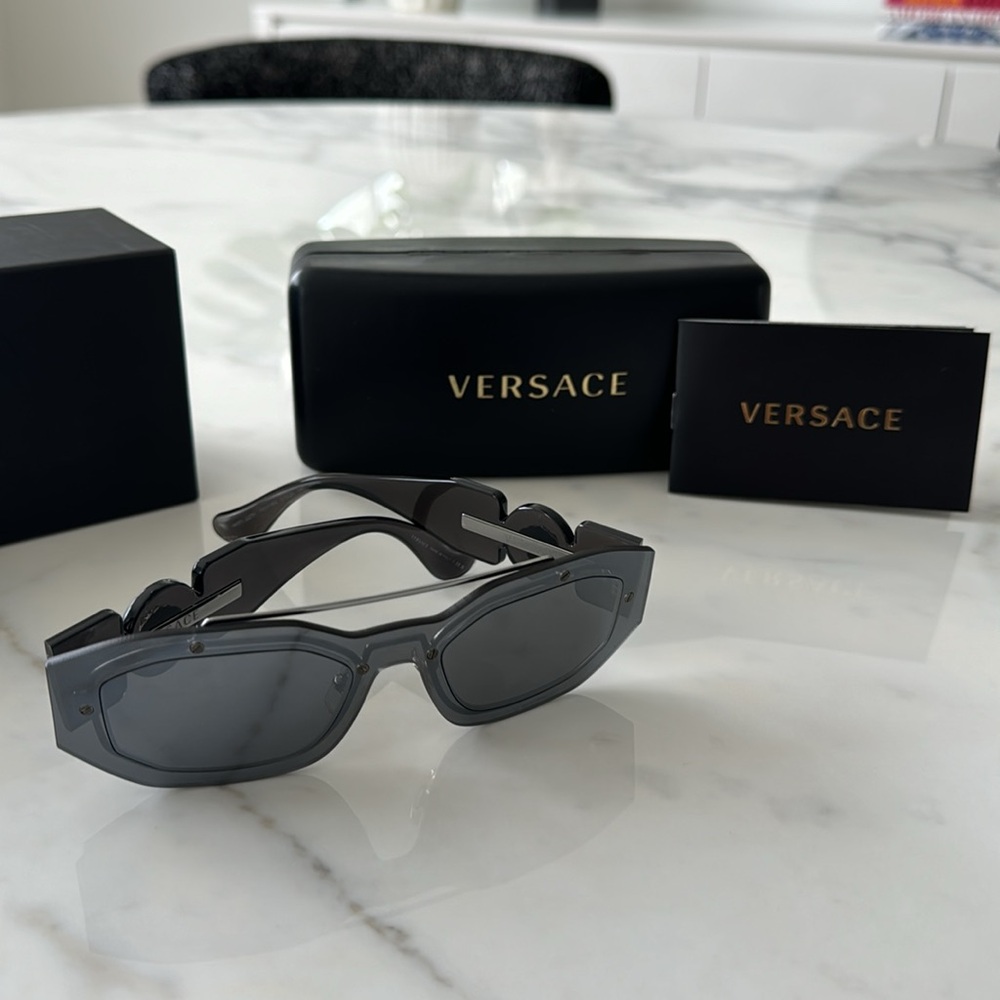 Brand New Versace Sunglasses!